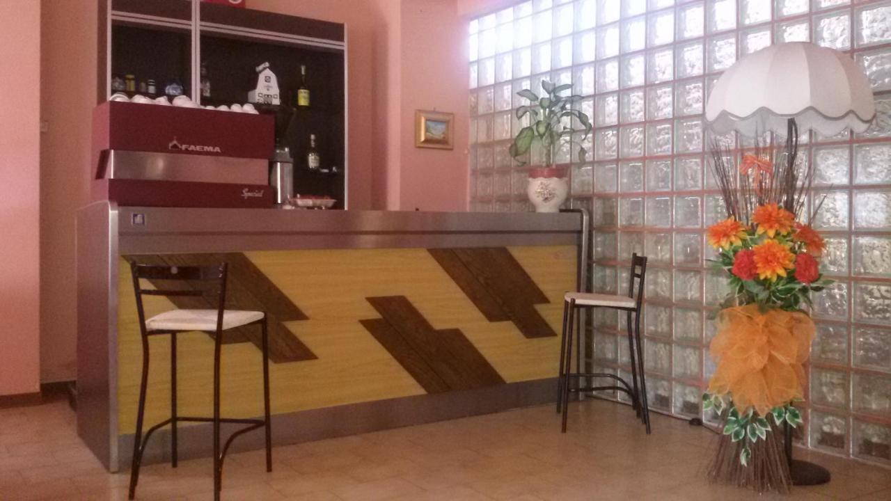Hotel Le Vigne Contigliano Экстерьер фото