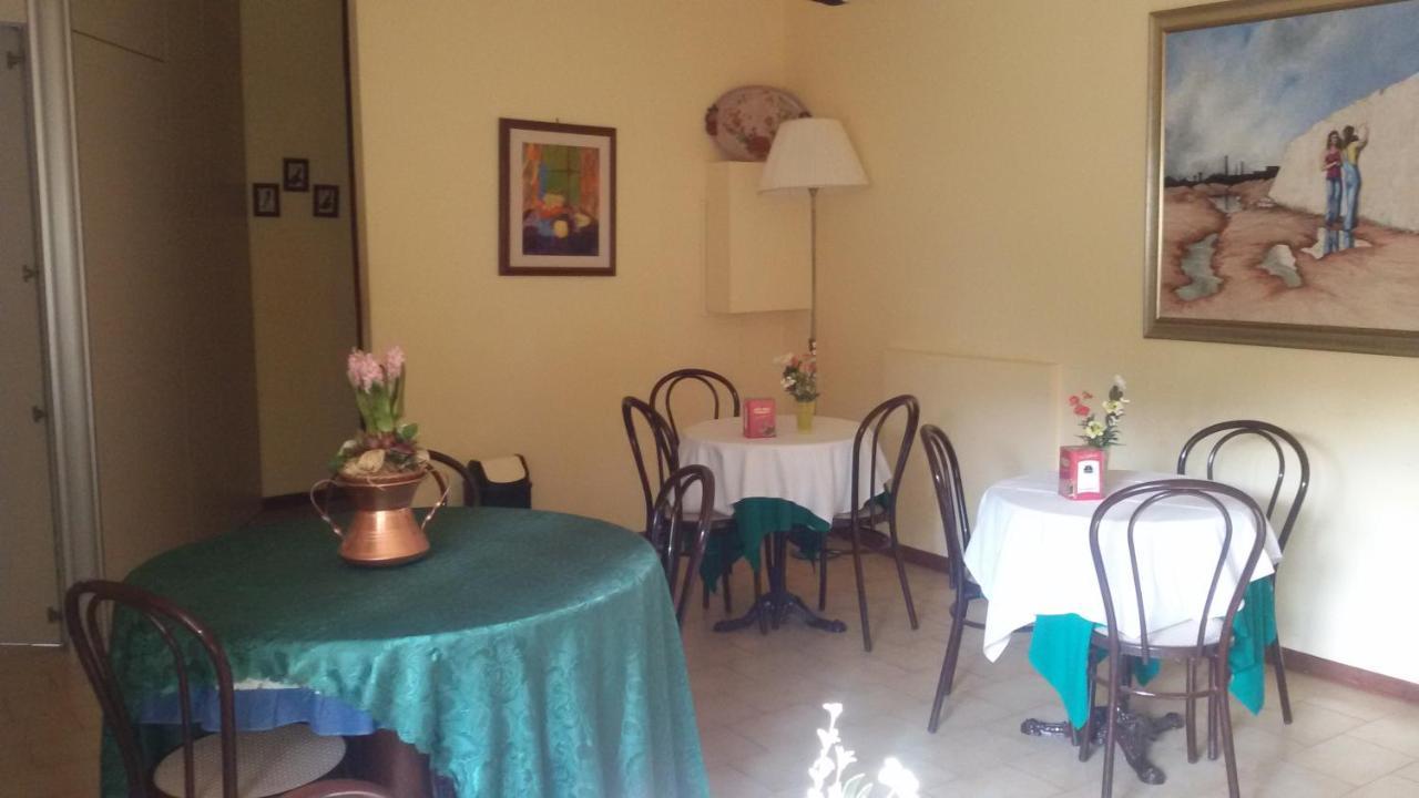 Hotel Le Vigne Contigliano Экстерьер фото